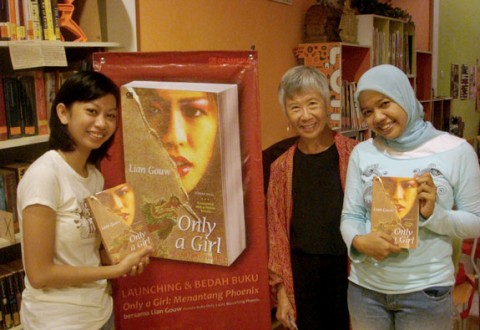 OnlyaGirlLaunch05