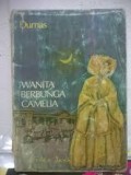 Wanita Berbunga Camelia